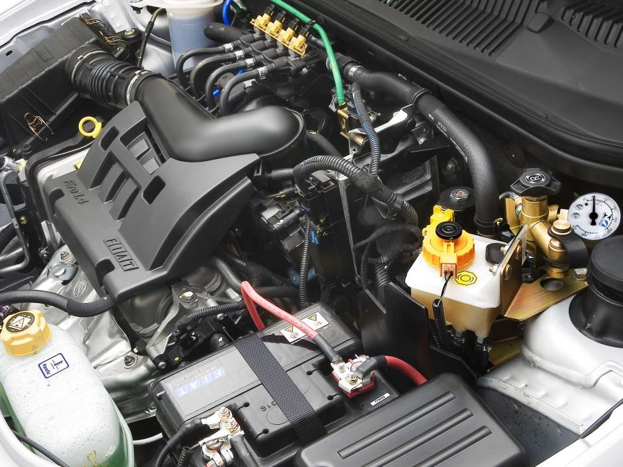  Fiat Siena Tetrafuel 2006 года  (фото 8 из 8)